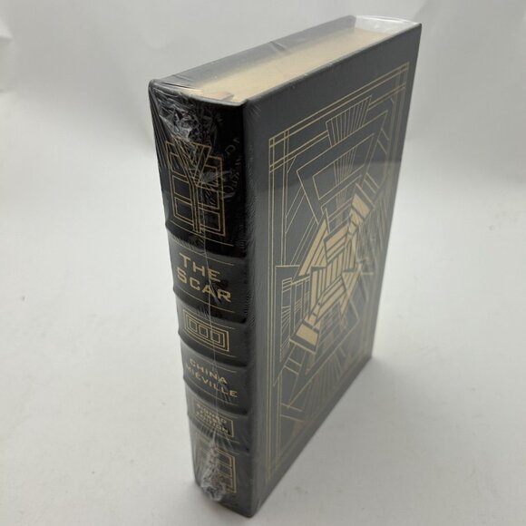 The Scar by China Mieville Easton PressFirst Edition Numbered - Picture 2 of 4
